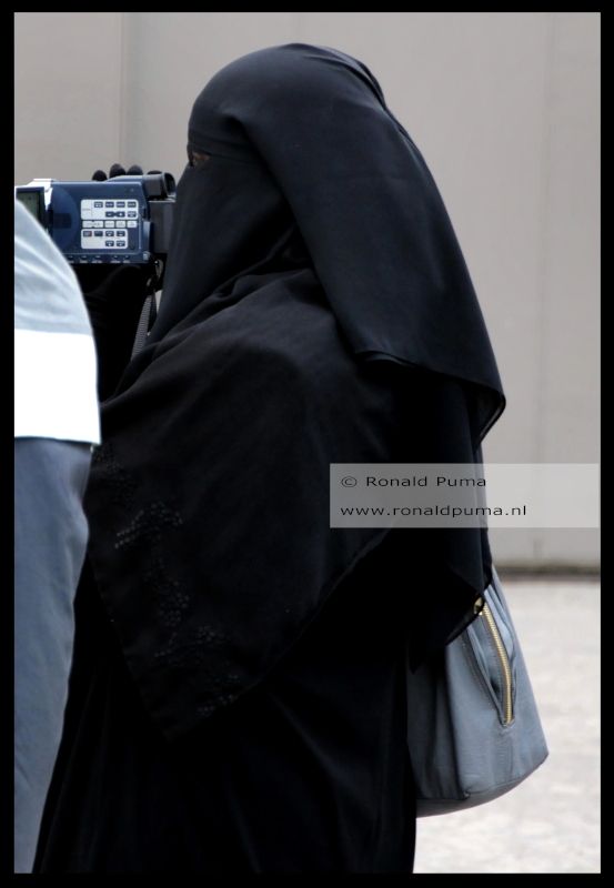 Boerka Amsterdam (C) Ronald Puma