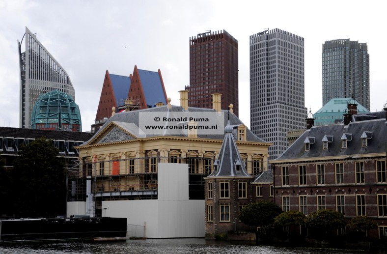 3.900 Skyline Den Haag (C) Ronald Puma