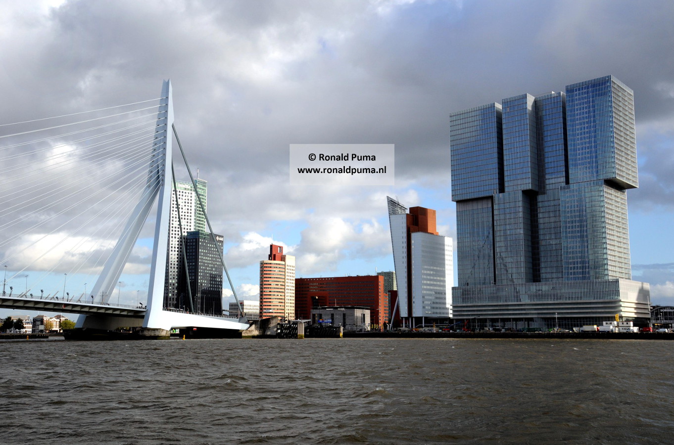 2.900 Skyline Rotterdam (C) Ronald Puma 2.900 Skyline Rotterdam (C) Ronald Puma