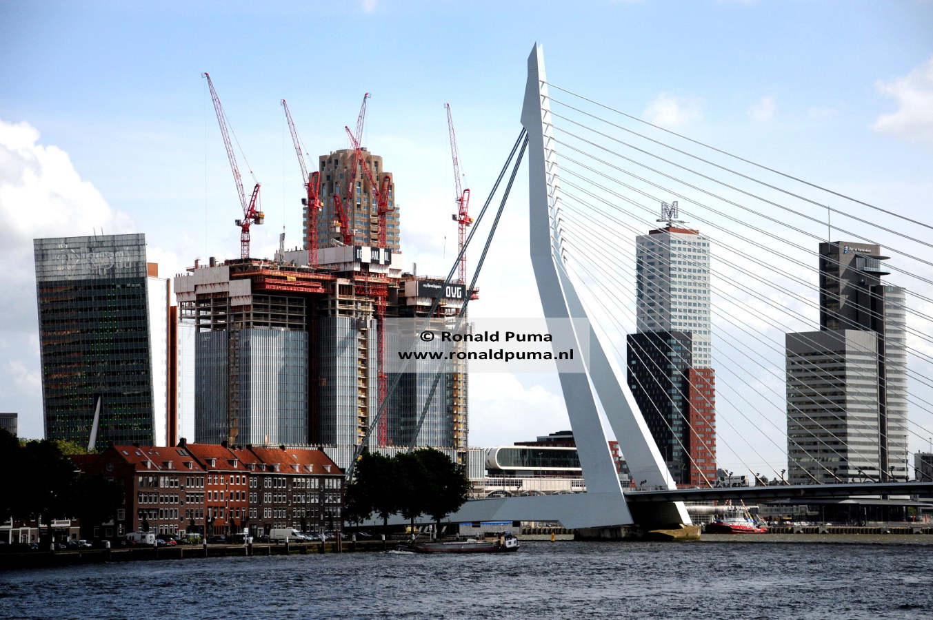 3.900 Skyline Rotterdam (C) Ronald Puma 3.900 Skyline Rotterdam (C) Ronald Puma