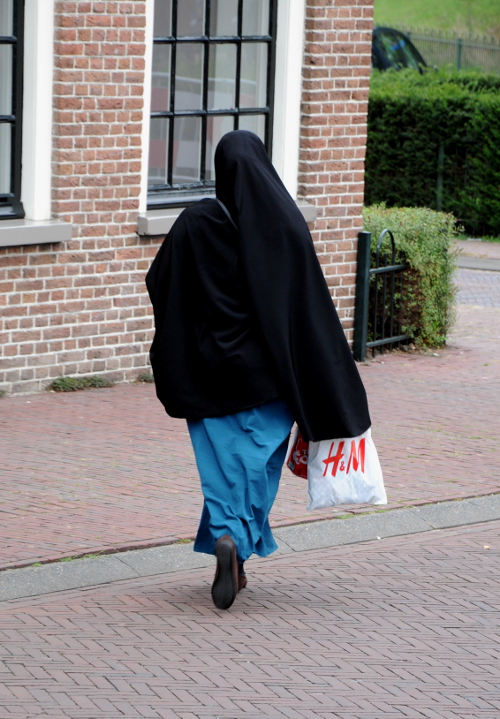 Street Photography (C) Ronald Puma 065