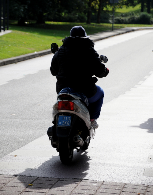 Street Photo (C) Ronald Puma 094