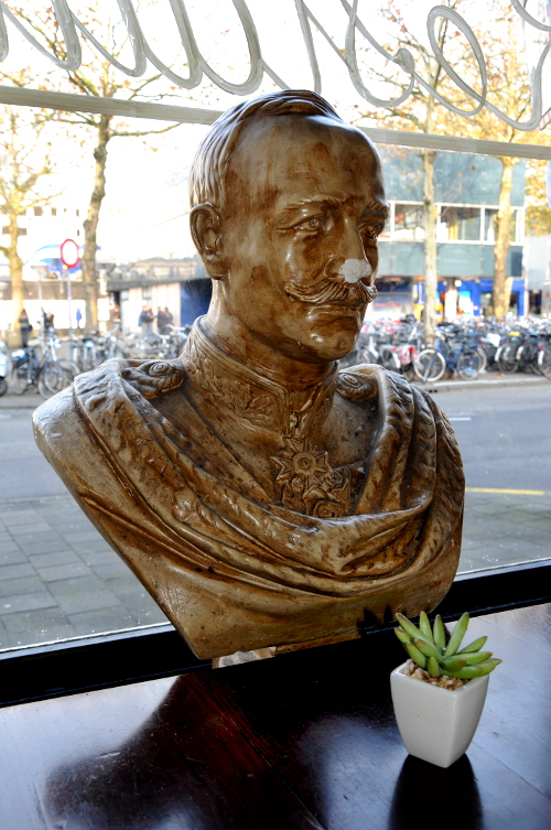 Street Photography (C) Ronald Puma 0100