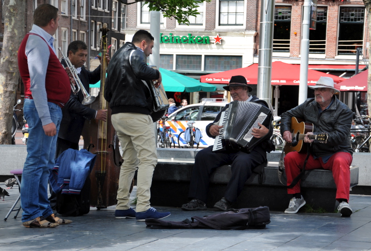 Street Photography (C) Ronald Puma 094