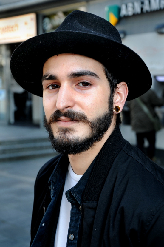 Street Photo (C) Ronald Puma 0274.500