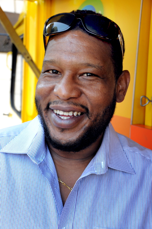 Street Photo (C) Ronald Puma 062.500