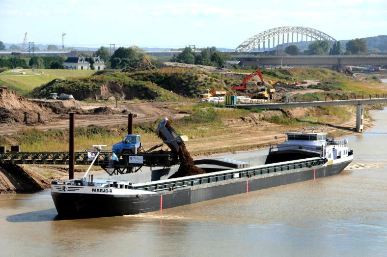 PIC_0006.2000. (C) Ronald Puma