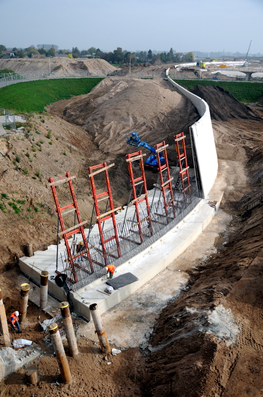 PIC_0009.kademuur (C) Ronald Puma