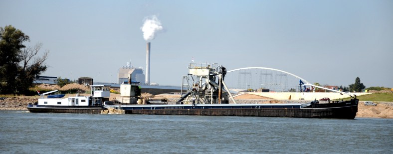 PIC_0018.nevengeul Nijmegen. (C) Ronald Puma