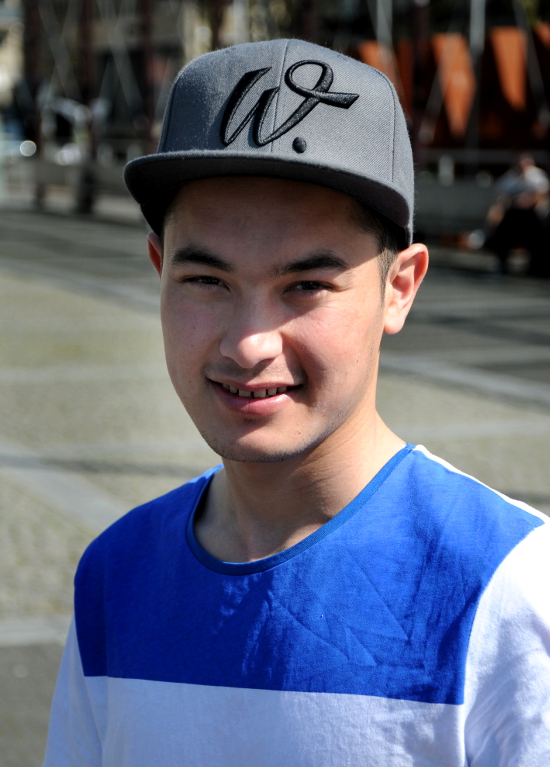 PIC_0134.550 StreetPhoto (C) Ronald Puma