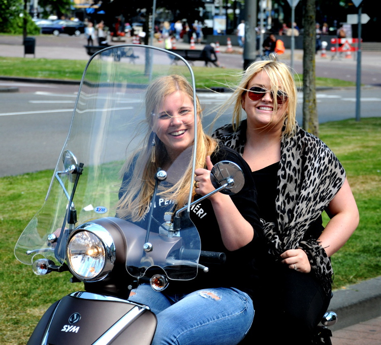 05 Street Photography (C) Ronald Puma  PIC_0078.750.2