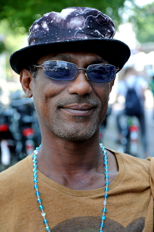 pic_0005-800-streetlife-c-ronald-puma