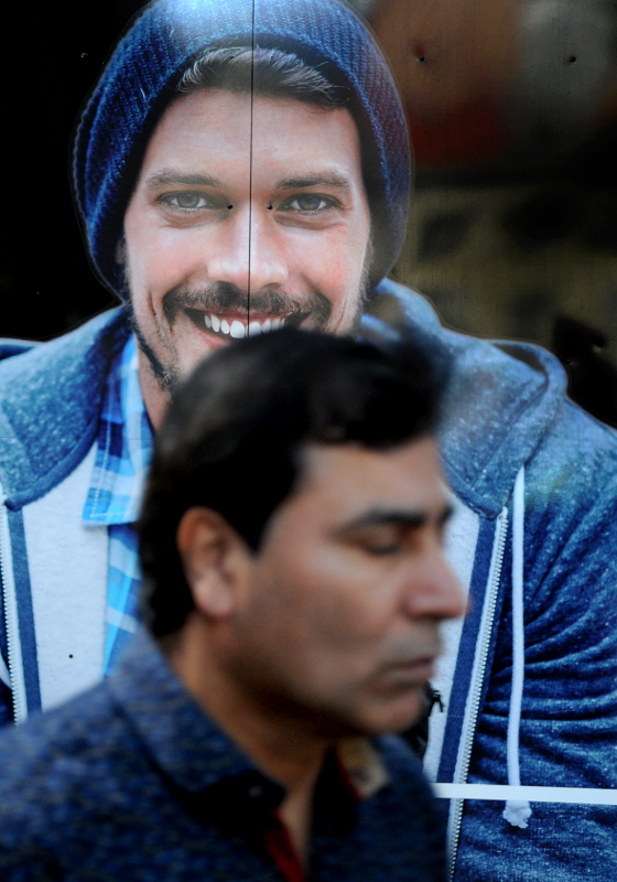 pic_0070-800-streetphotography-c-ronald-puma