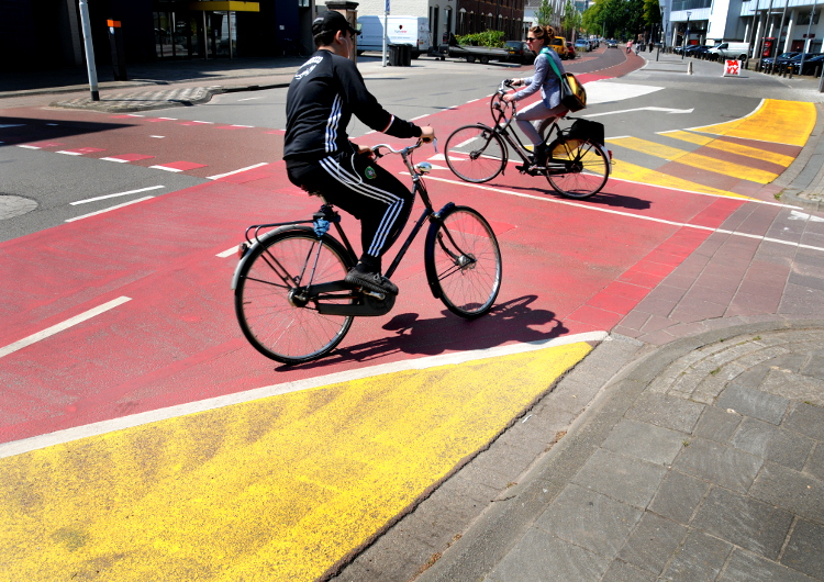 PIC_0080.750 StreetLife (C) Ronald Puma