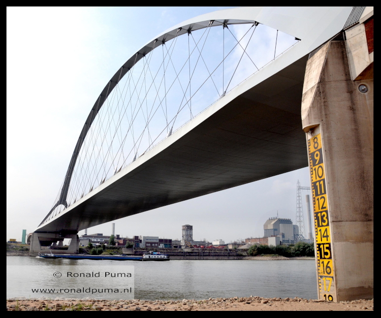 Lage waterstand Waal Nijmegen 2018 De Oversteek (C) Ronald Puma