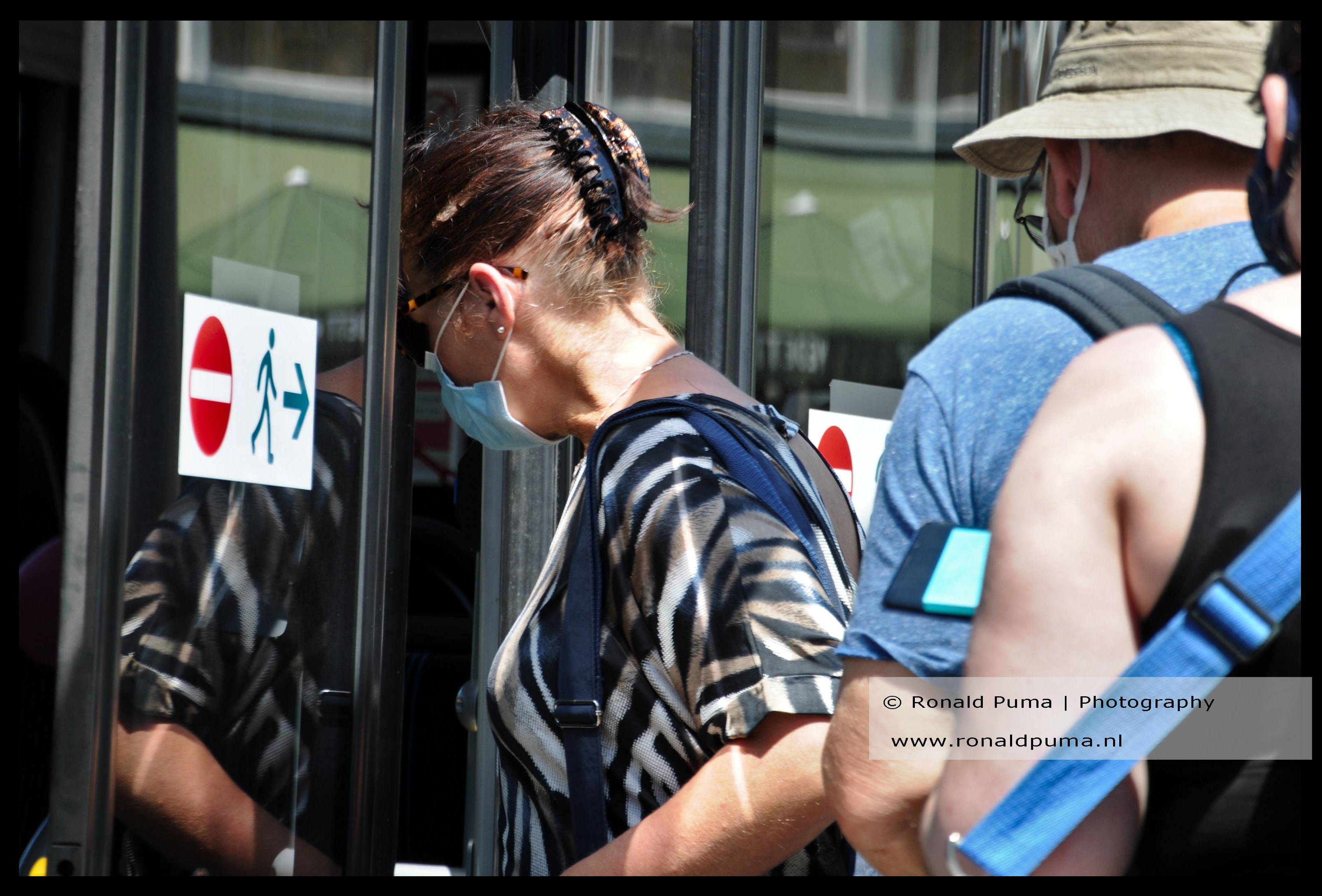 Mondkapje verplicht in openbaar vervoer.